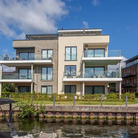 Inselzauber - 5 Sterne Mit Blick Auf Den Malchower * 말호프